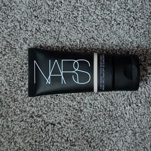 NARS Pure Radiant Tinted Moisturizer